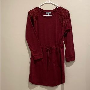 T-shirt dress with sequins